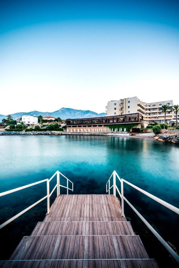 Vuni Palace Luxury Resort & Beach & Casino Kyrenia  Exterior photo