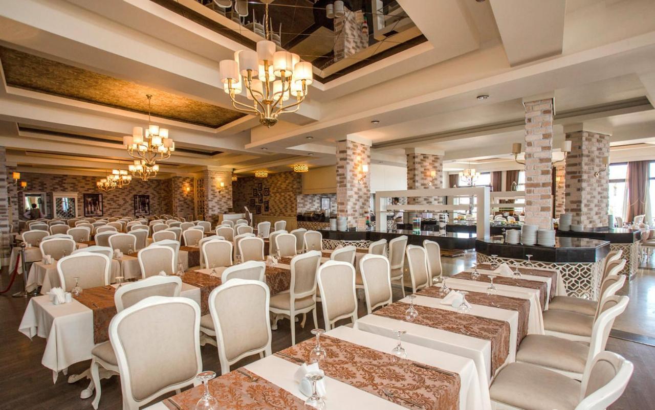 Vuni Palace Luxury Resort & Beach & Casino Kyrenia  Exterior photo